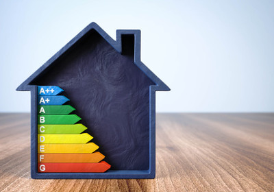 Die Energieeffizienzklasse von Haushaltsgeräten gibt Auskunft über die Sparsamkeit von Haushaltsgeräten